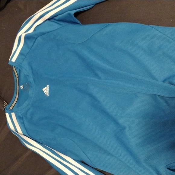 Adidas 355 shirt (weather proof) - Picture 3 of 3